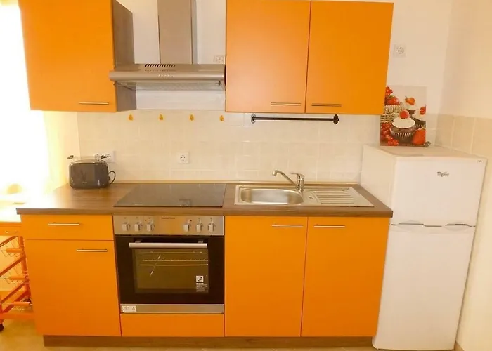 Apartments Kvesic